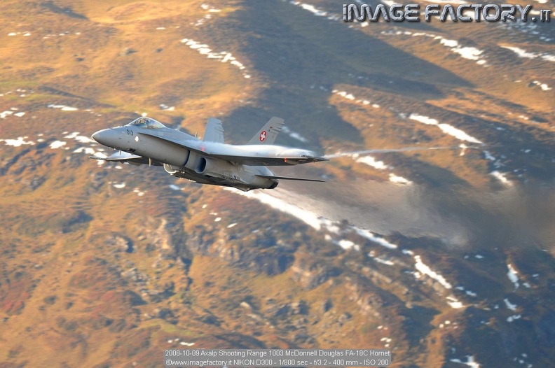 2008-10-09 Axalp Shooting Range 1003 McDonnell Douglas FA-18C Hornet.jpg